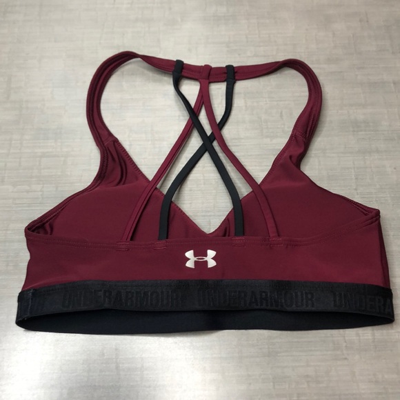 Under Armour Sports Bra - Picture 2 of 3